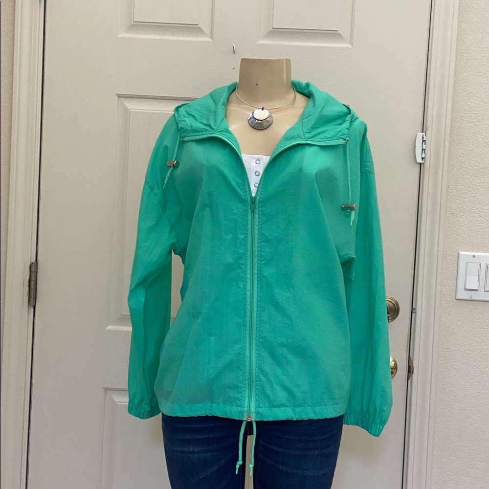 “PRO SPIRIT” 💚 SUPER CUTE 🥰 LIGHTWEIGHT HOODIE